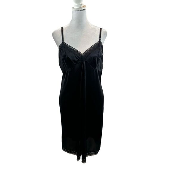 Ladies Vanity Fair Black satin Midi Length Slip Size 38 - Picture 5 of 11